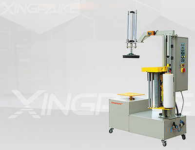 無(wú)托盤(pán)纏繞包裝機(jī)