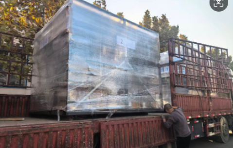 24臺(tái)托盤(pán)纏繞機(jī)